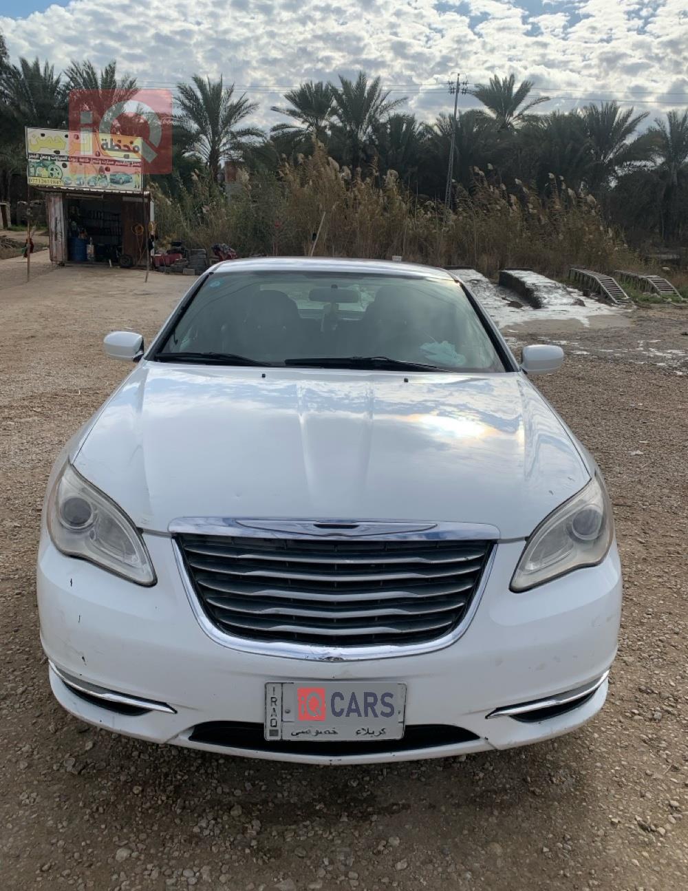 کرایسلەر 200